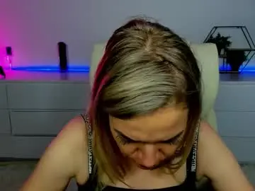 Chaturbate Adult Video Chat of anna_snow9