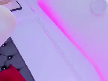 Chaturbate Live Sex of halie728