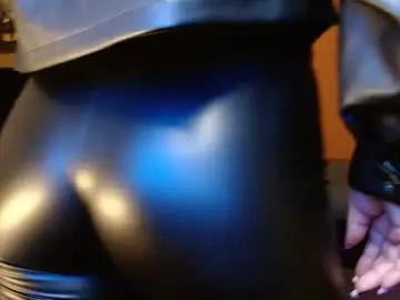 Chaturbate Free Live Porn of nathy_latex07