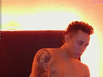 Chaturbate Free Live Porn of noahandrubi1