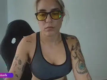 Chaturbate Best live sex cam show of valkyriarose