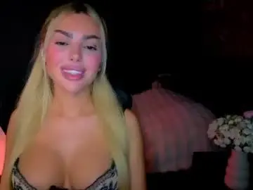 Chaturbate Live Sex Cam of ayla_demir