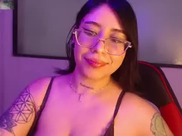 Chaturbate Live Sex Cam of hell_girll_