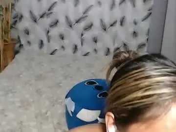 Chaturbate Live Sex of imyourlady09