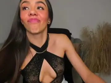 Chaturbate Live Sex Cam of alinamoretti