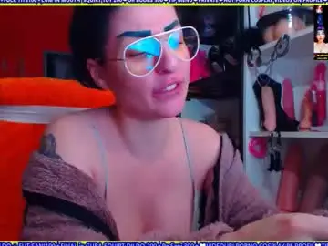 Chaturbate Nude Webcam of cuminmenowbby