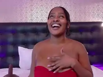 Chaturbate Sex Cam of naiaramasson_