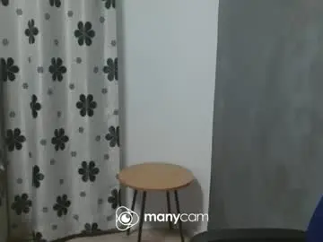 Chaturbate Adult Webcams of myravixena21
