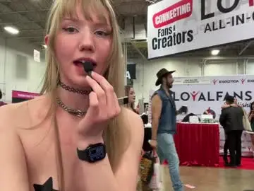 Chaturbate Sex Cam of eve003300