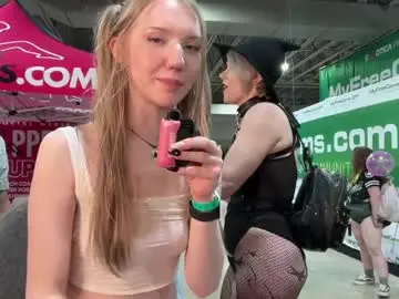 Chaturbate Live Sex of eve003300
