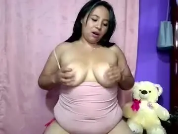 Chaturbate Nude Webcam of hot_angie12