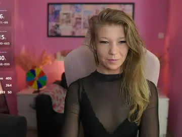 Chaturbate Live Sex Cam of missicute18