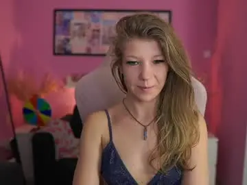 Chaturbate Nude Webcam of missicute18