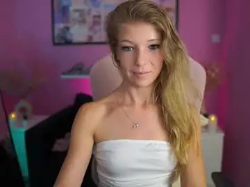 Chaturbate Adult Webcams of missicute18