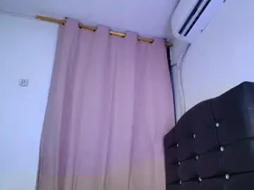 Chaturbate Free Live Porn of mia_depp