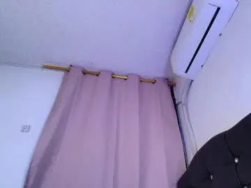 Chaturbate Watch Live Sex Cams of mia_depp