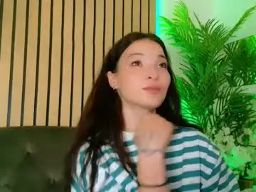 Chaturbate Adult Webcam of cuteness__girl