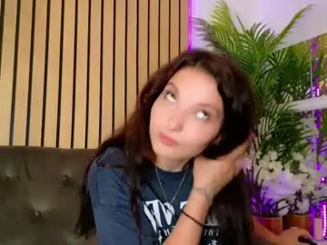Chaturbate Live Sex Cam of cuteness__girl