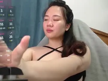 Chaturbate Live Sex Cam of sexypenguin13