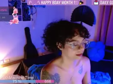 Chaturbate Best live sex cam show of sweet_bluee