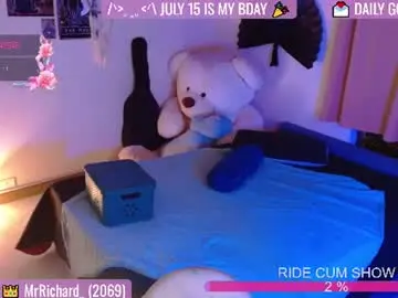 Chaturbate Adult Webcam of sweet_bluee