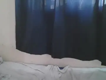 Chaturbate Adult Webcams of naughty_slender2