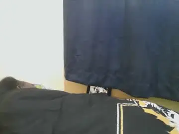 Chaturbate Live Sex of naughty_slender2