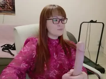 Chaturbate Nude Webcam of red_fox777