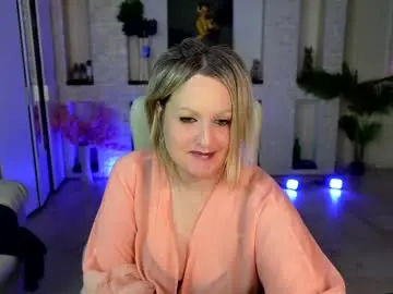 Chaturbate Live Sex Cam of mariemlui