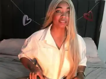 Chaturbate Best live sex cam show of kyliewhiteboobs