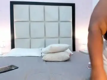 Chaturbate Live Porn of treisyvixen