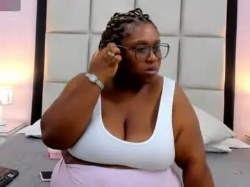 Chaturbate Free Live Porn of treisyvixen