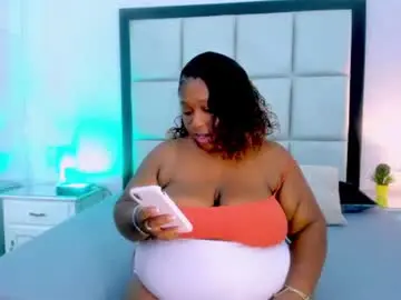 Chaturbate Watch Live Sex Cams of treisyvixen