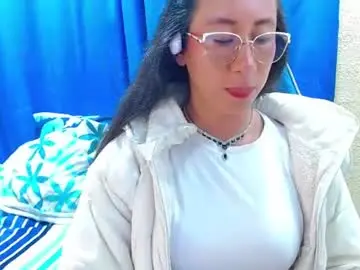 Chaturbate Free Porn Cam of gia_leinn