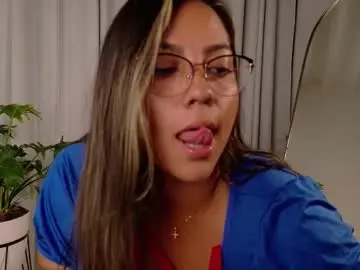 Chaturbate Sex Chat of zara_nova