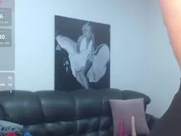 Chaturbate Nude Webcam of camille_diaz19