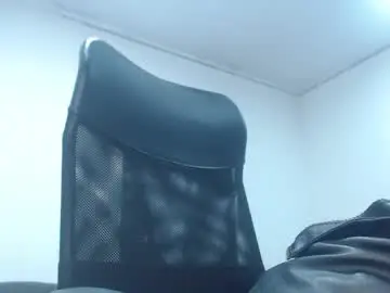 Chaturbate Live Sex Cam of camille_diaz19