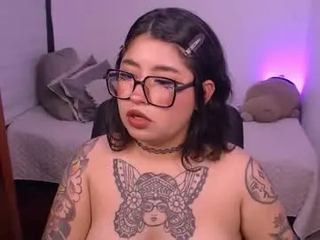 Chaturbate Adult Video Chat of ginmeowuwu