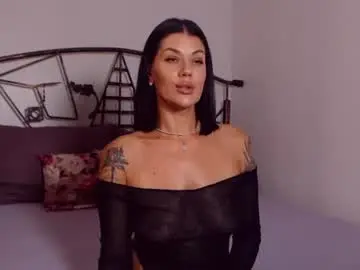 Chaturbate Best live sex cam show of yvonneeverlee
