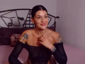 Chaturbate Best live sex cam show of yvonneeverlee