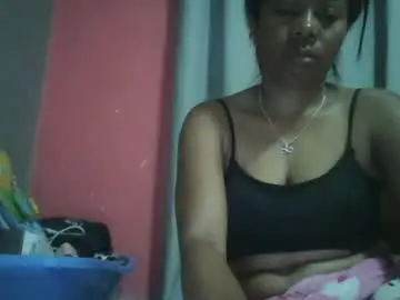 Chaturbate Live Sex Cam of aicha_boobs