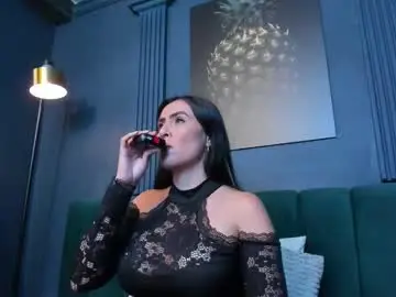 Chaturbate Nude Webcam of scarlet_edwars