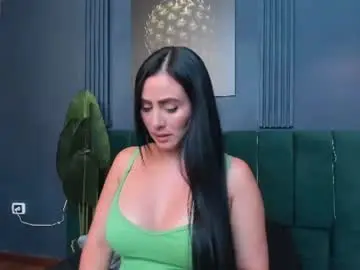 Chaturbate Live Sex Cam of scarlet_edwars
