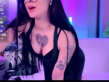 Chaturbate Live Sex of kira_sapphire