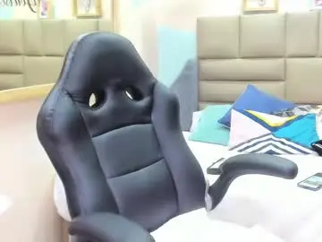 Chaturbate Sex Chat of lilybaudyn_