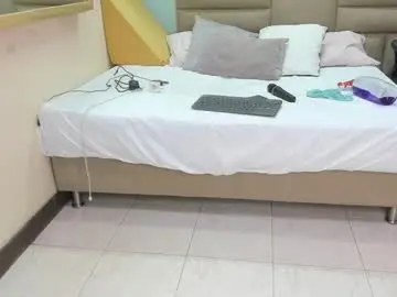 Chaturbate Live Sex of lilybaudyn_
