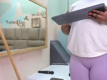 Chaturbate Live Sex Cam of lilybaudyn_