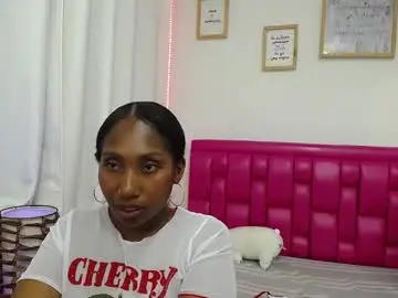 Chaturbate Adult Webcam of miahlove3x