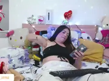 Chaturbate Live Sex Cam of rosario_1996
