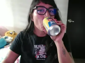 Chaturbate Free Porn Cam of sweetsophie7